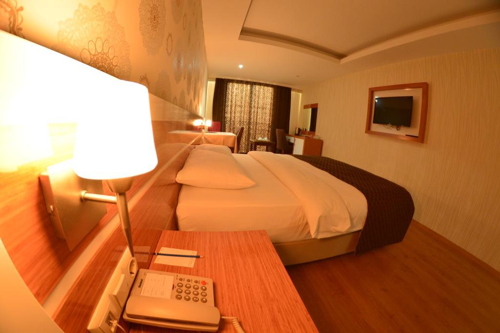 Bayazit Hotel İskenderun Extérieur photo